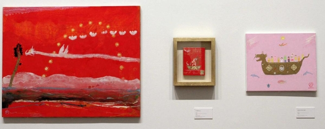 龍や宝船をテーマとした作品が並ぶ＝岡之山美術館