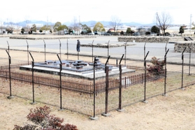 現在の国史跡広渡廃寺跡歴史公園。手前に見えるのは往時の姿を再現した模型＝小野市広渡町　　