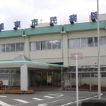 職員５人と入院していた患者の感染が確認された加東市民病院＝加東市家原