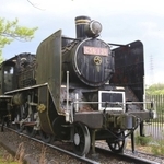 播磨中央公園に展示されている蒸気機関車。静岡県の大井川鐵道に移されることになった＝加東市下滝野