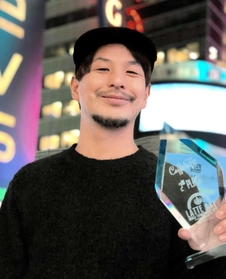 ラテアート世界チャンピオンの田中大介さん（森さん提供）