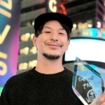 ラテアート世界チャンピオンの田中大介さん（森さん提供）