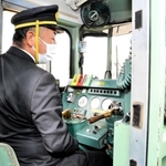 キハ４０形の運転席
