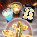 キッチンカーで販売されるｓｏｒａかさいオリジナルメニュー＝加西市役所