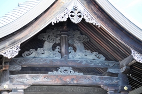 地方宮大工の巧みな技が施された彫刻＝加西市北条町北条、住吉神社