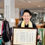 播州織産地の将来を語る玉木新雌社長＝西脇市比延町
