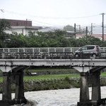 増水した美嚢川＝２日午前１１時１３分、三木市本町２
