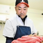 川岸畜産が立ち上げたブランド「グランロイン」の牛肉＝西脇市高田井町
