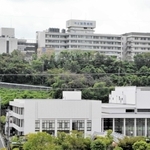 別の土地に建て替えが計画される市立加西病院＝加西市北条町横尾１