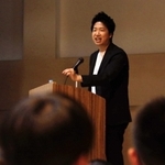東京五輪などを振り返りながら講演する水谷隼さん＝加東市木梨