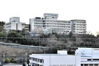 ４月から常勤医師が７人減る予定の市立加西病院＝加西市北条町横尾１