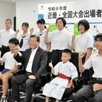 全国、近畿大会に挑む小野市の小中学生ら＝小野市役所