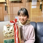 公式書写検定で文部科学大臣賞を受けた都倉萌生さん＝小野市敷地町