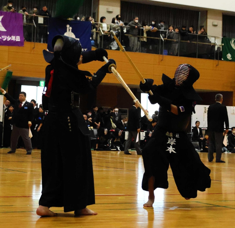 JS逆さ画像 小中学生剣士、加東で400人が熱い戦い 東・北播磨地域から出場|北播|神戸新聞NEXT