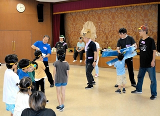 昨年度の演劇セミナーワークショップ（提供）