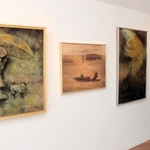 サムホール大賞展の受賞作家展＝岡之山美術館