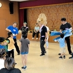 昨年度の演劇セミナーワークショップ（提供）