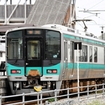 ＪＲ加古川線の車両＝西脇市内（資料写真）