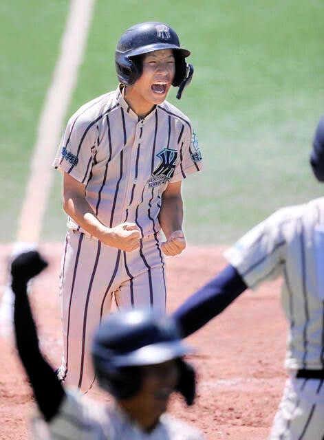 けが乗り越え挑む甲子園 小野中出身、東大阪大柏原の英賀真陽選手 11日