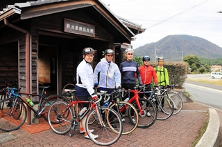 昨年１０月に行われた「こいで恋するＴＡＫＡライド２０２４」の様子＝多可町中区鍛冶屋（提供）