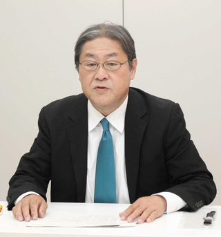 西脇市長選への立候補を正式に表明する大嶋俊英氏＝西脇市内