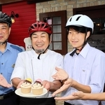 小野署、ルージュフォンセ、小野高校生が組んで考案した「ア・タマモーレ」＝小野市黒川町