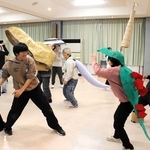 稽古に励む出演者たち＝多可町加美区豊部