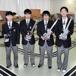 全国大会に参加する（左から）奥ノ碧斗さん、不断悠貴さん、浅田陽太さん、小林千哲さん＝小野工業高校