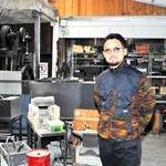 「職人が主体の里山に」と温泉津町での未来図を描く小林新也さん＝小野市西本町