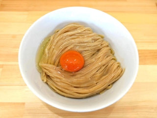 桐麺の人気メニュー「冷やし桐玉」＝加西市北条町西高室