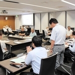 重春小学校と芳田小学校の統合に向けた準備委員会＝西脇市役所