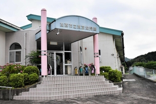 閉園が２０２９年３月に延期となった賀茂幼児園＝加西市福住町