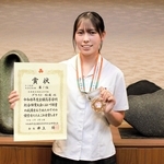 全国高校総体で２連覇を果たしたダウスト絵麻さん＝西脇市役所