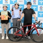 北播磨ローカル体験ライドをＰＲする担当者ら＝西脇市役所