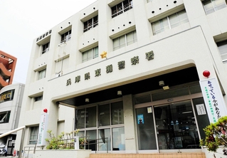 兵庫県警東灘署＝神戸市東灘区御影中町２