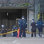 男性が倒れたとみられる現場付近＝２０日正午、姫路市岩端町