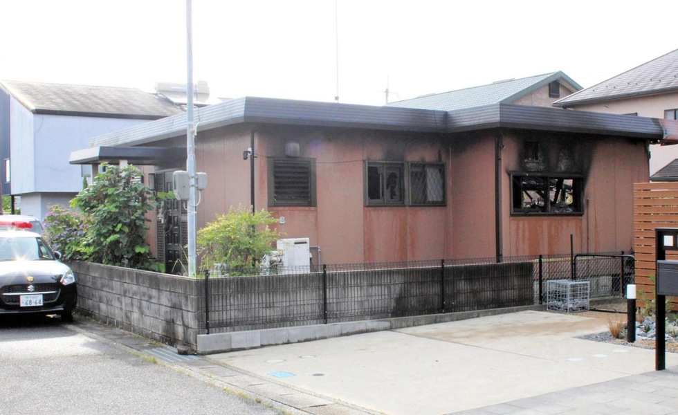 丹波篠山の民家で火災、男女2人死亡 住人夫婦か