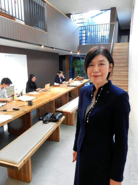 起業支援施設「ｔｏｂｅｒｕ（トベル）」を運営するフェニクシーの橋寺由紀子社長＝京都市左京区吉田橘町