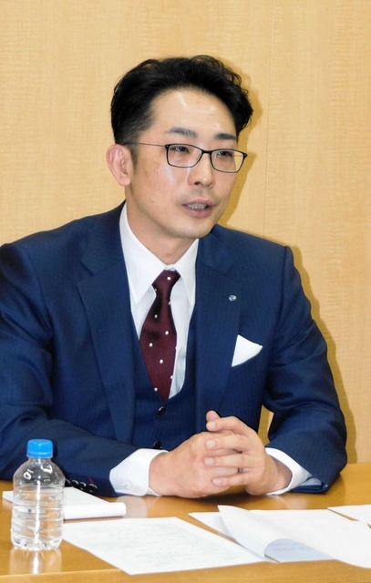 鈴木信輝さん
