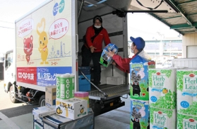 ひょうご経済 Next 経済 巣ごもり消費売り上げ３割増 人繰り苦心 店舗にも足運んで