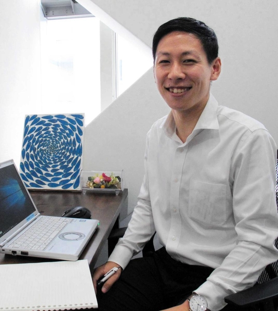 定額課金のエアコン事業をタンザニアで始める朝田浩暉さん＝神戸市中央区磯上通４