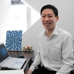 定額課金のエアコン事業をタンザニアで始める朝田浩暉さん＝神戸市中央区磯上通４