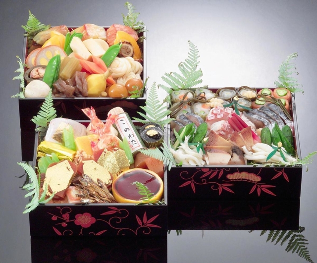 料亭「神戸吉兆」の「和風おせち料理三段重」