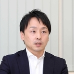 インタビューに応じる神戸物産の沼田博和社長＝兵庫県稲美町中一色、神戸物産本社（撮影・辰巳直之）