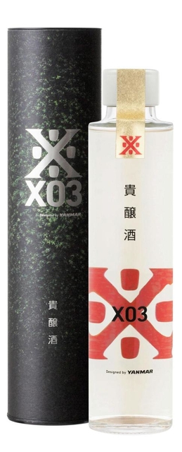 ヤンマーと共同開発した酒米で作られた貴醸酒＝沢の鶴
