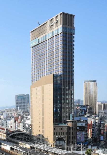 出店概要が発表された神戸三宮阪急ビル＝神戸市中央区（撮影・後藤亮平）