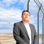 東日本大震災当日を振り返る仙台国際空港会社の小笠原光徳さん＝宮城県名取市