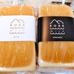 「神戸ミルク食パン」の食パン＝神戸市中央区元町通１、神戸ミルク食パン