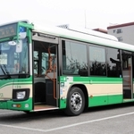 自動車教習所の無料送迎バスを代替する阪神バスの車両（同社提供）