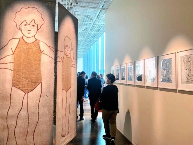 現代美術家ヴァレリオ・ベッルーティ氏のチョコをテーマにした企画展＝神戸市中央区新港町７、フェリシモ　チョコレートミュージアム